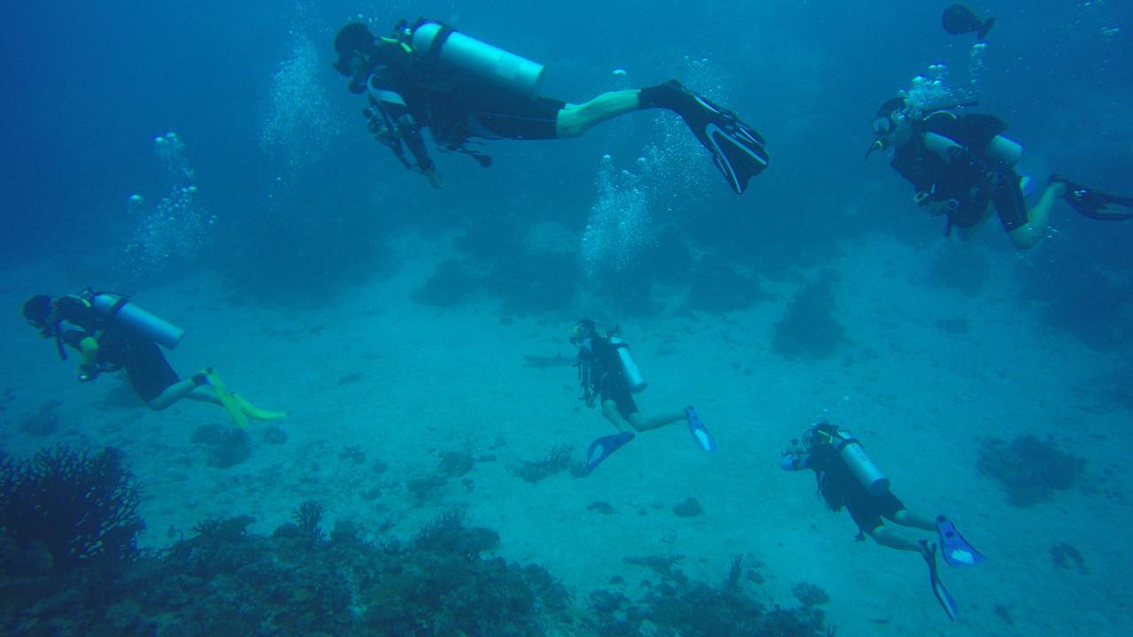 Hotel Equa Reef Maldives Addu City Exterior foto