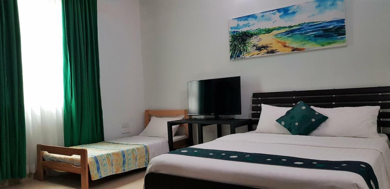 Hotel Equa Reef Maldives Addu City Exterior foto